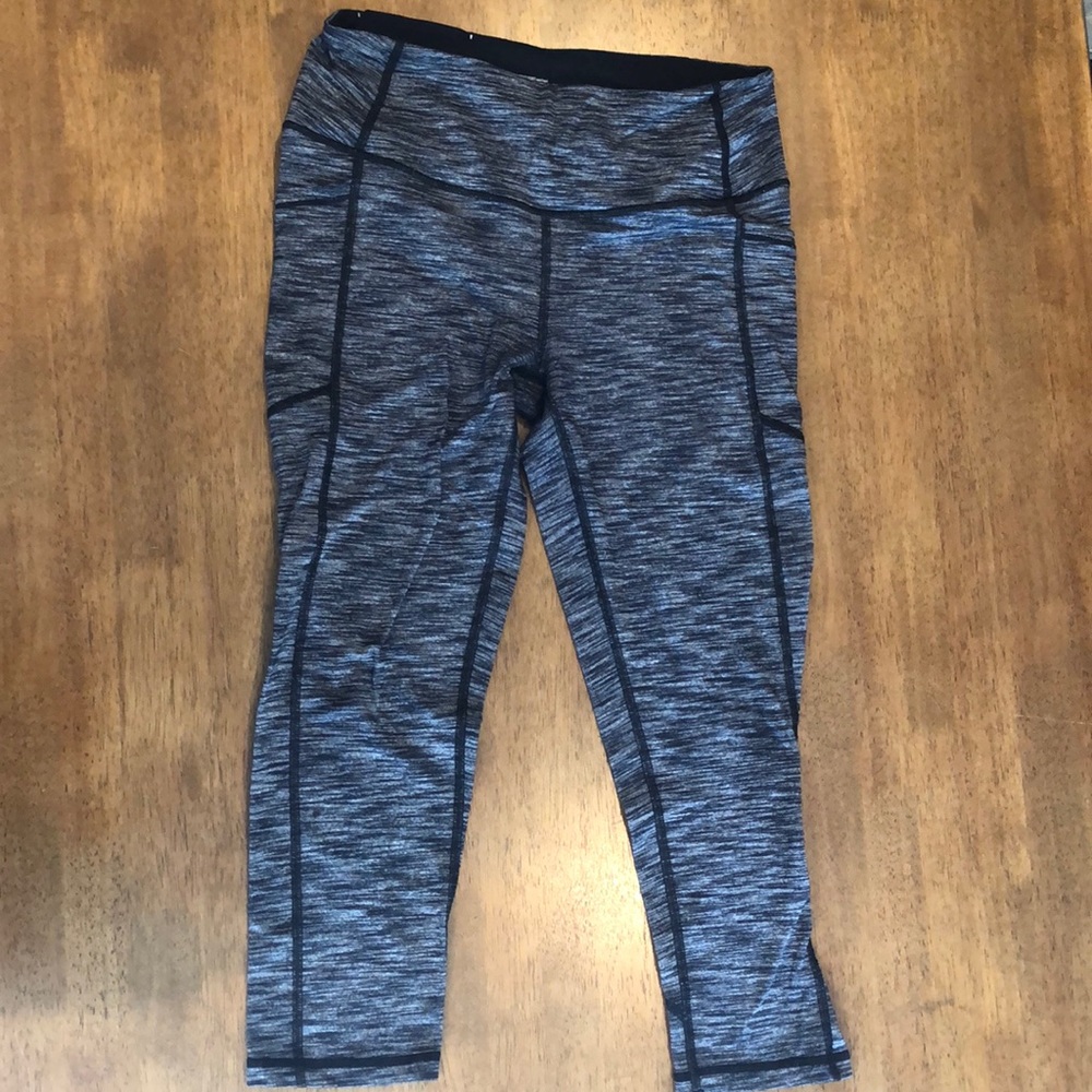 Victoria sport knockout capris